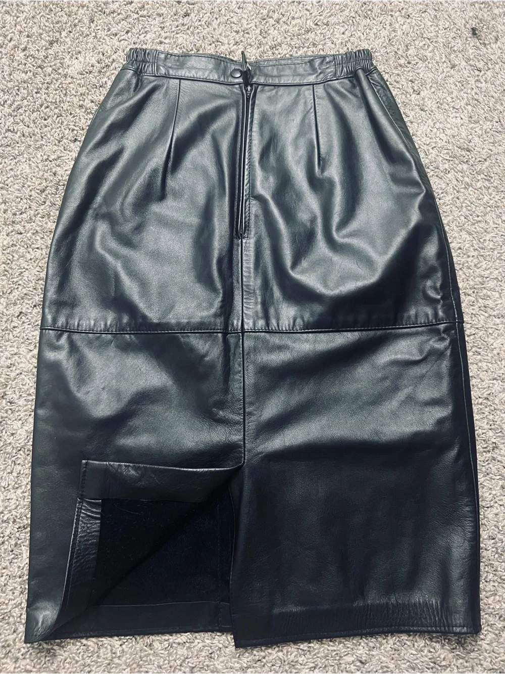 Women’s Chic Black genuine Leather Midi Pencil Skirt